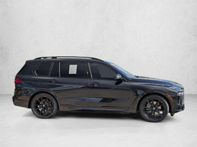 2023 BMW X7 xDrive40i Sports Activity Vehicle