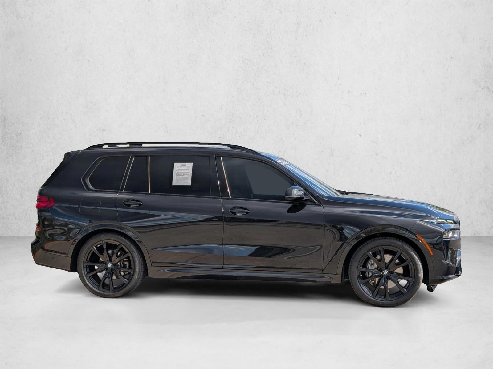 2023 BMW X7 xDrive40i Sports Activity Vehicle