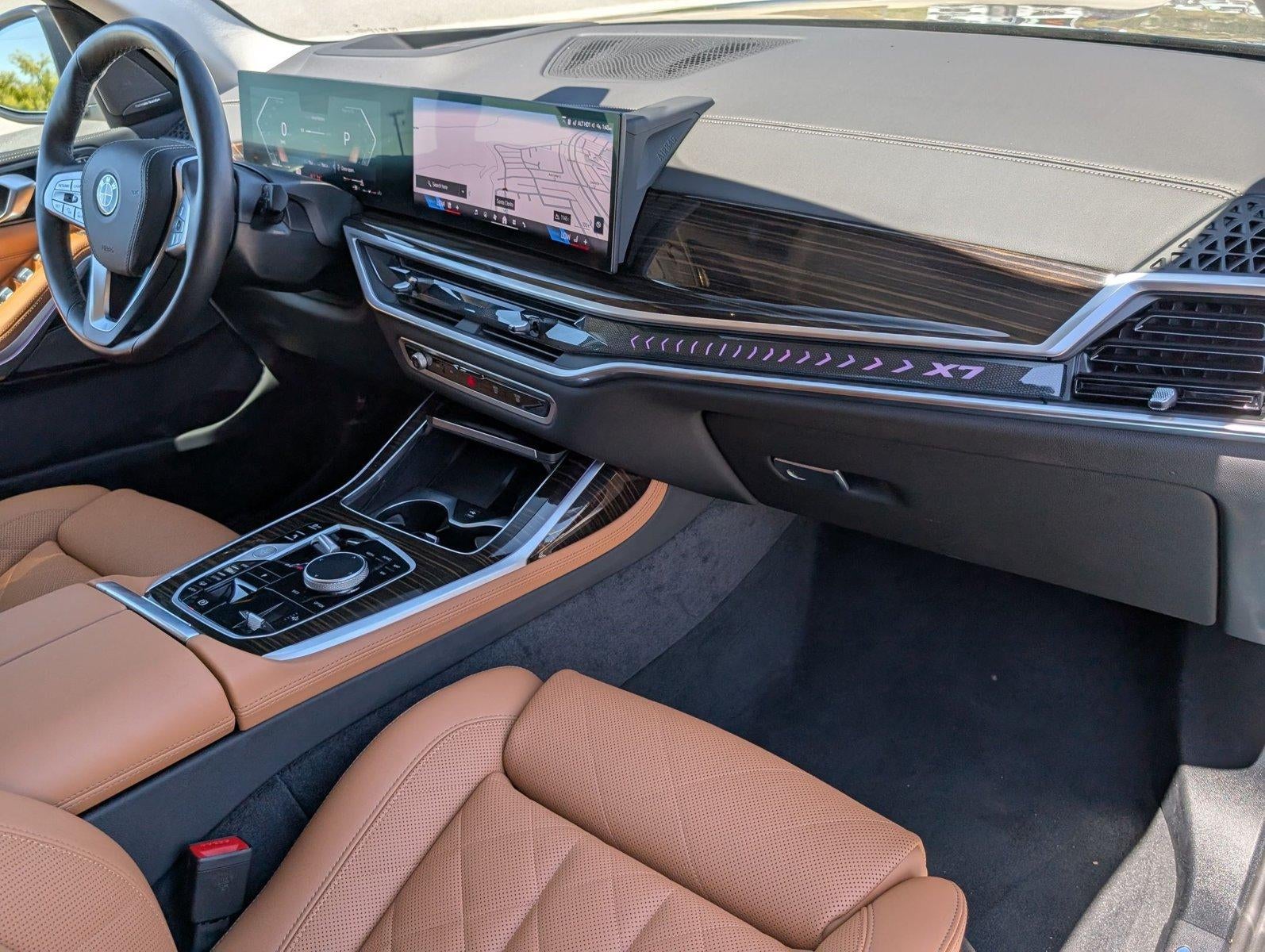 2026 BMW X7 xDrive40i Sports Activity Vehicle
