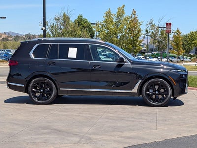2026 BMW X7 xDrive40i Sports Activity Vehicle