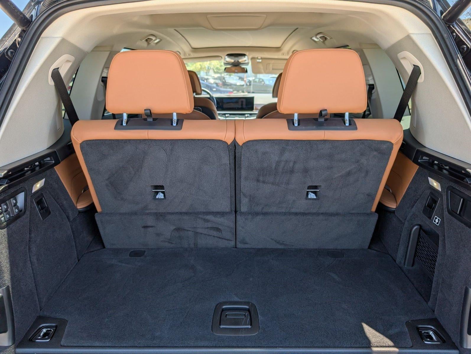 2026 BMW X7 xDrive40i Sports Activity Vehicle