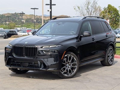 2023 BMW X7 xDrive40i Sports Activity Vehicle