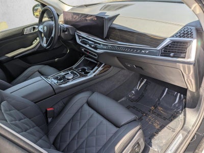 2026 BMW X7 xDrive40i Sports Activity Vehicle
