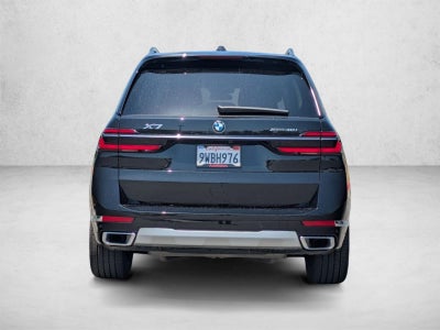 2026 BMW X7 xDrive40i Sports Activity Vehicle