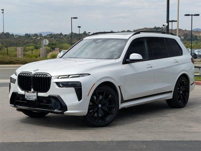 2026 BMW X7 xDrive40i Sports Activity Vehicle