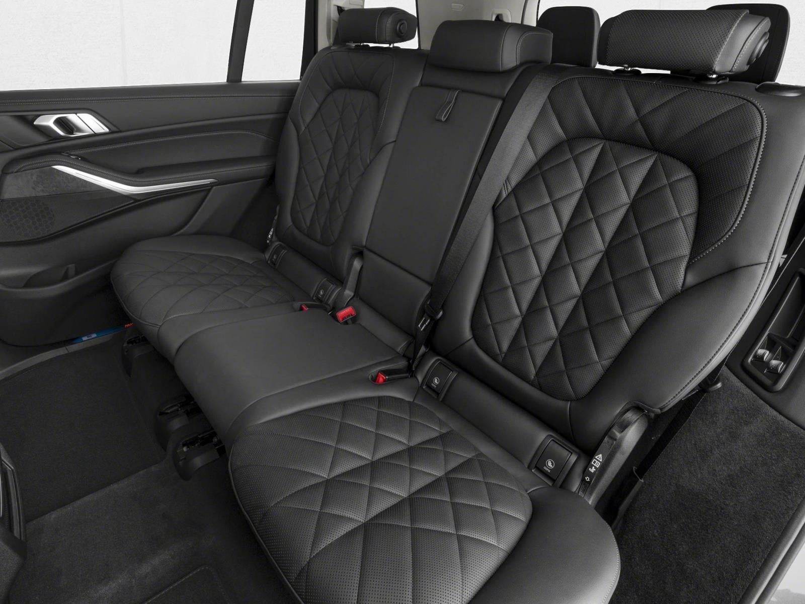 2026 BMW X7 xDrive40i Sports Activity Vehicle