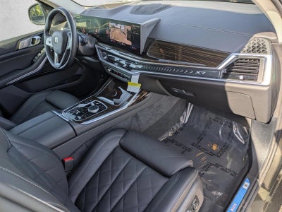 2026 BMW X7 xDrive40i Sports Activity Vehicle