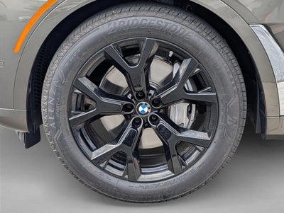 2026 BMW X7 xDrive40i Sports Activity Vehicle