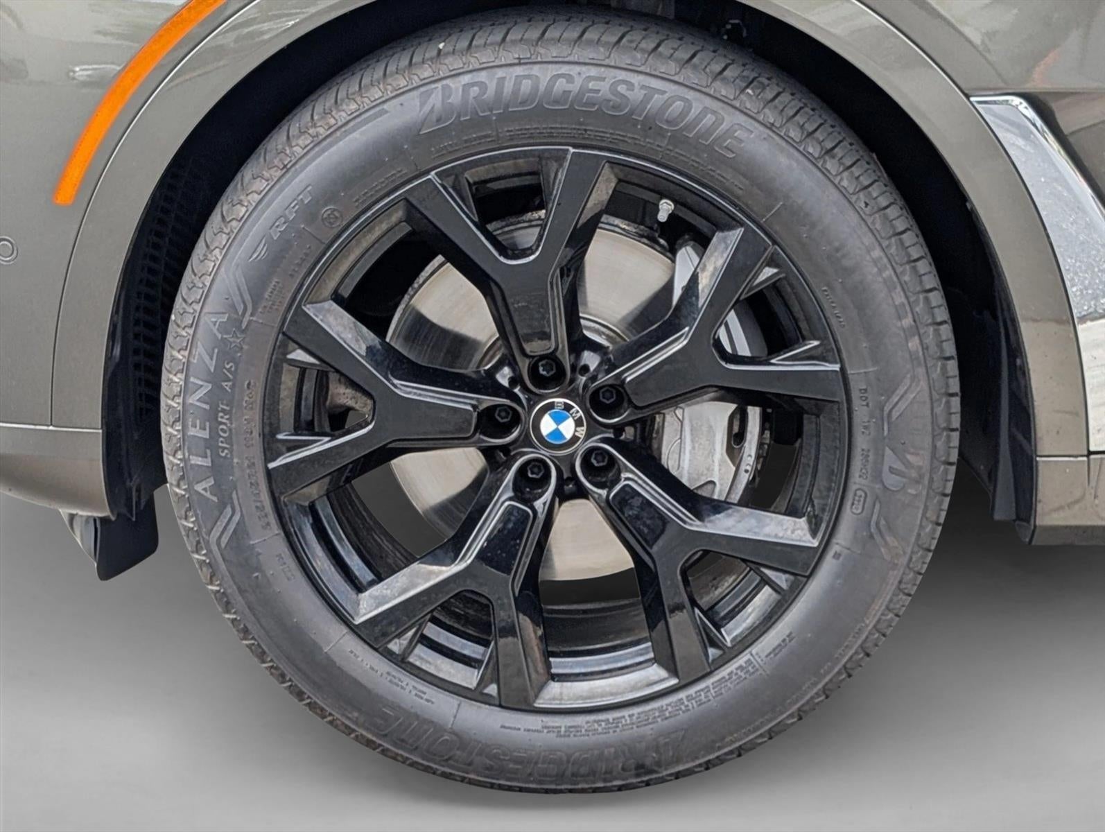 2026 BMW X7 xDrive40i Sports Activity Vehicle
