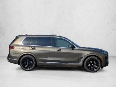 2026 BMW X7 xDrive40i Sports Activity Vehicle
