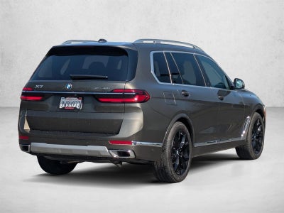 2026 BMW X7 xDrive40i Sports Activity Vehicle