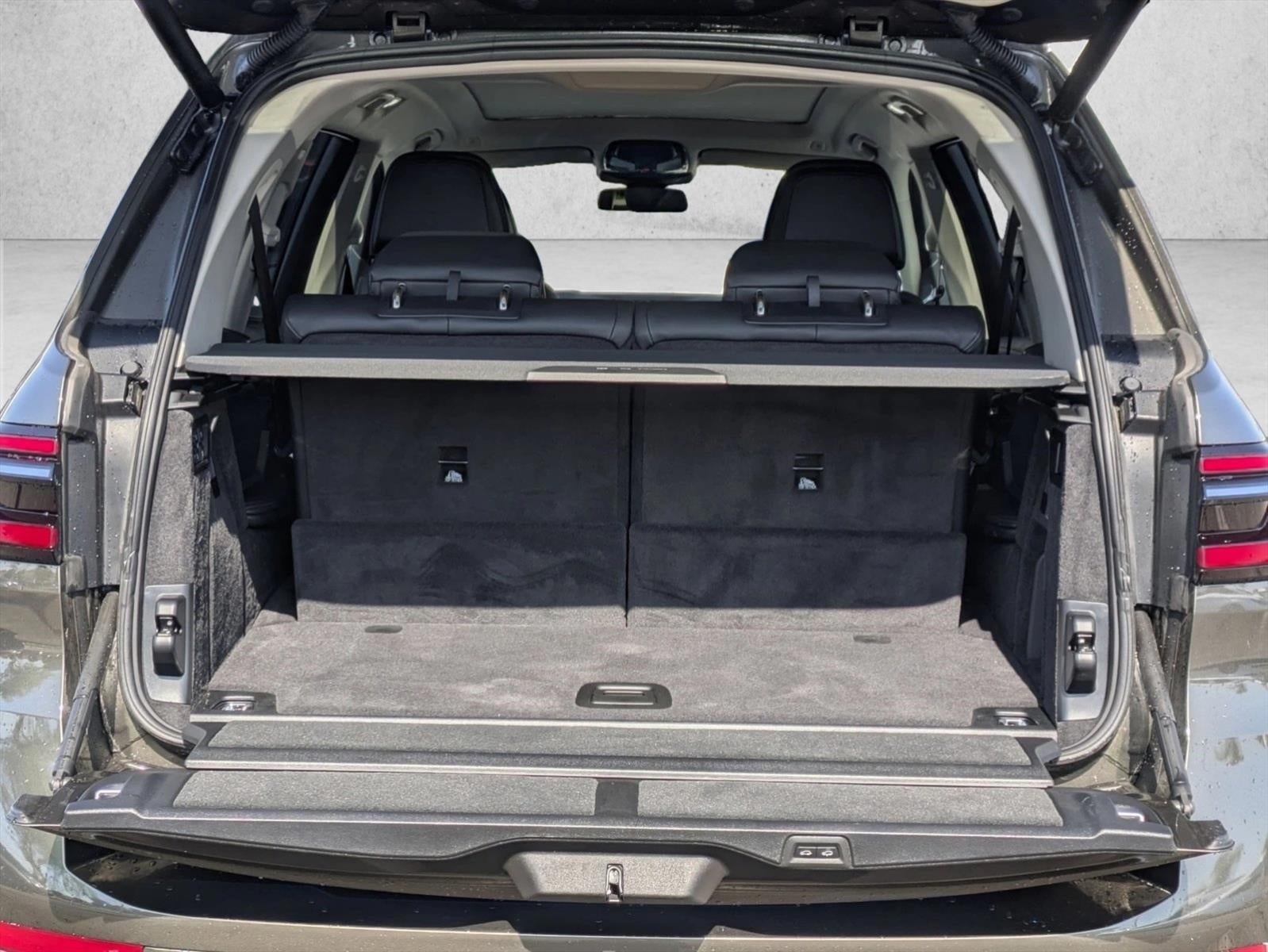 2026 BMW X7 xDrive40i Sports Activity Vehicle