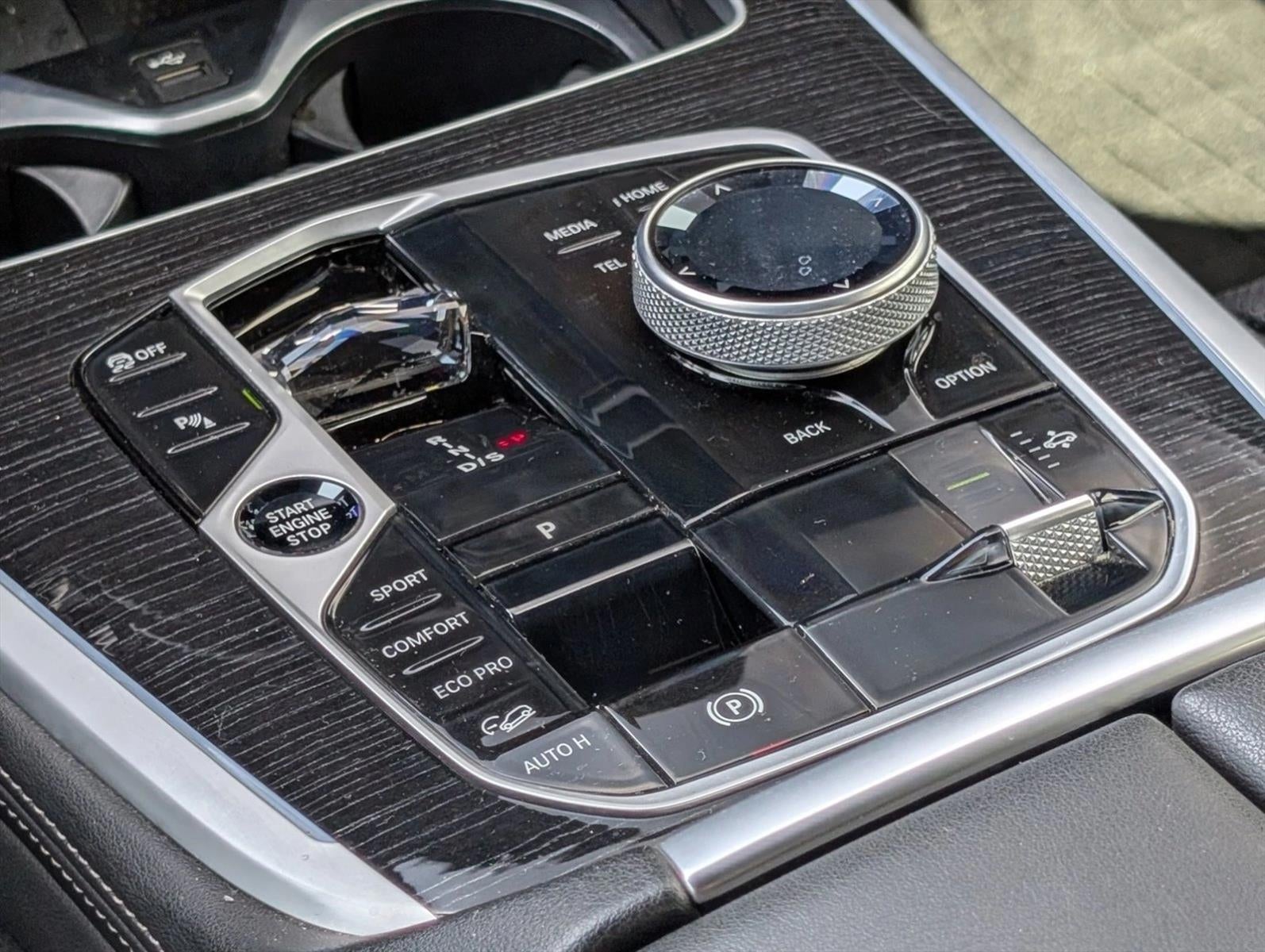 2024 BMW X7 xDrive40i Sports Activity Vehicle