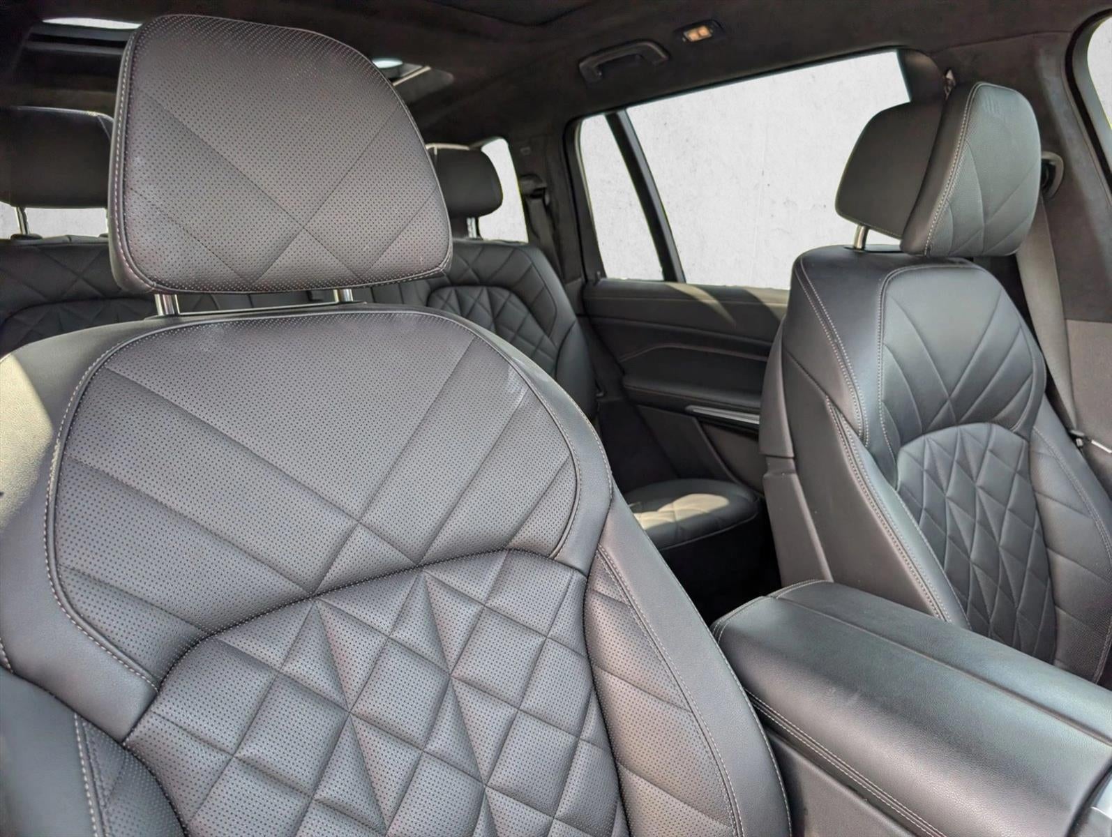 2024 BMW X7 xDrive40i Sports Activity Vehicle