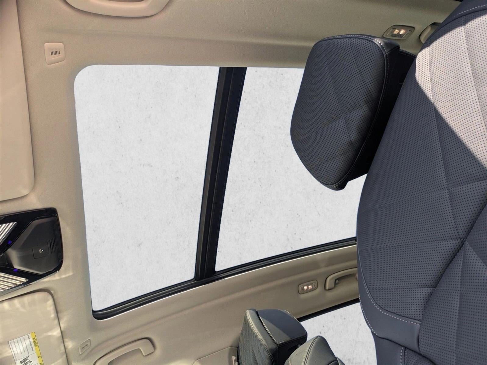 2026 BMW X7 xDrive40i Sports Activity Vehicle