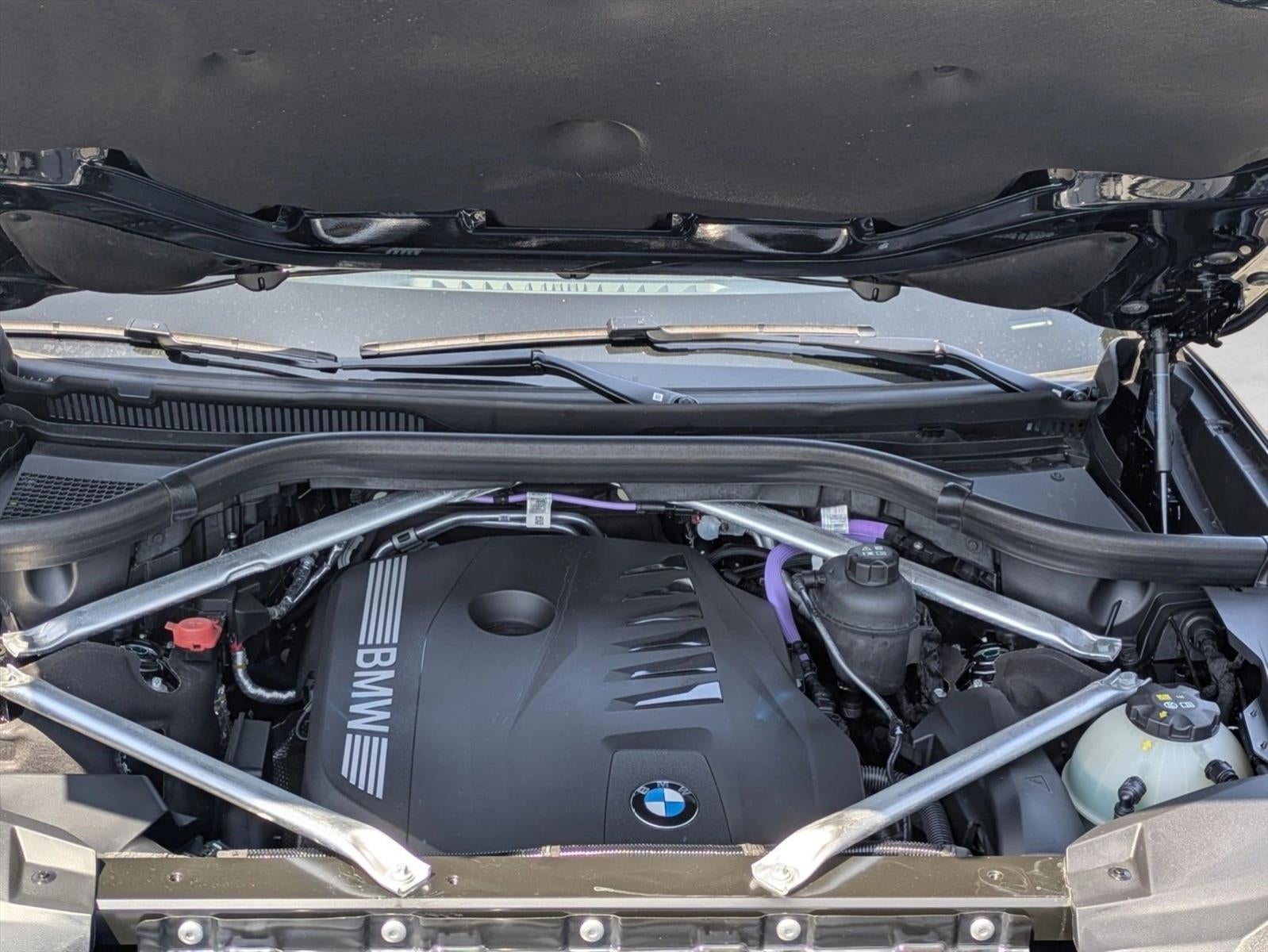 2026 BMW X7 xDrive40i Sports Activity Vehicle