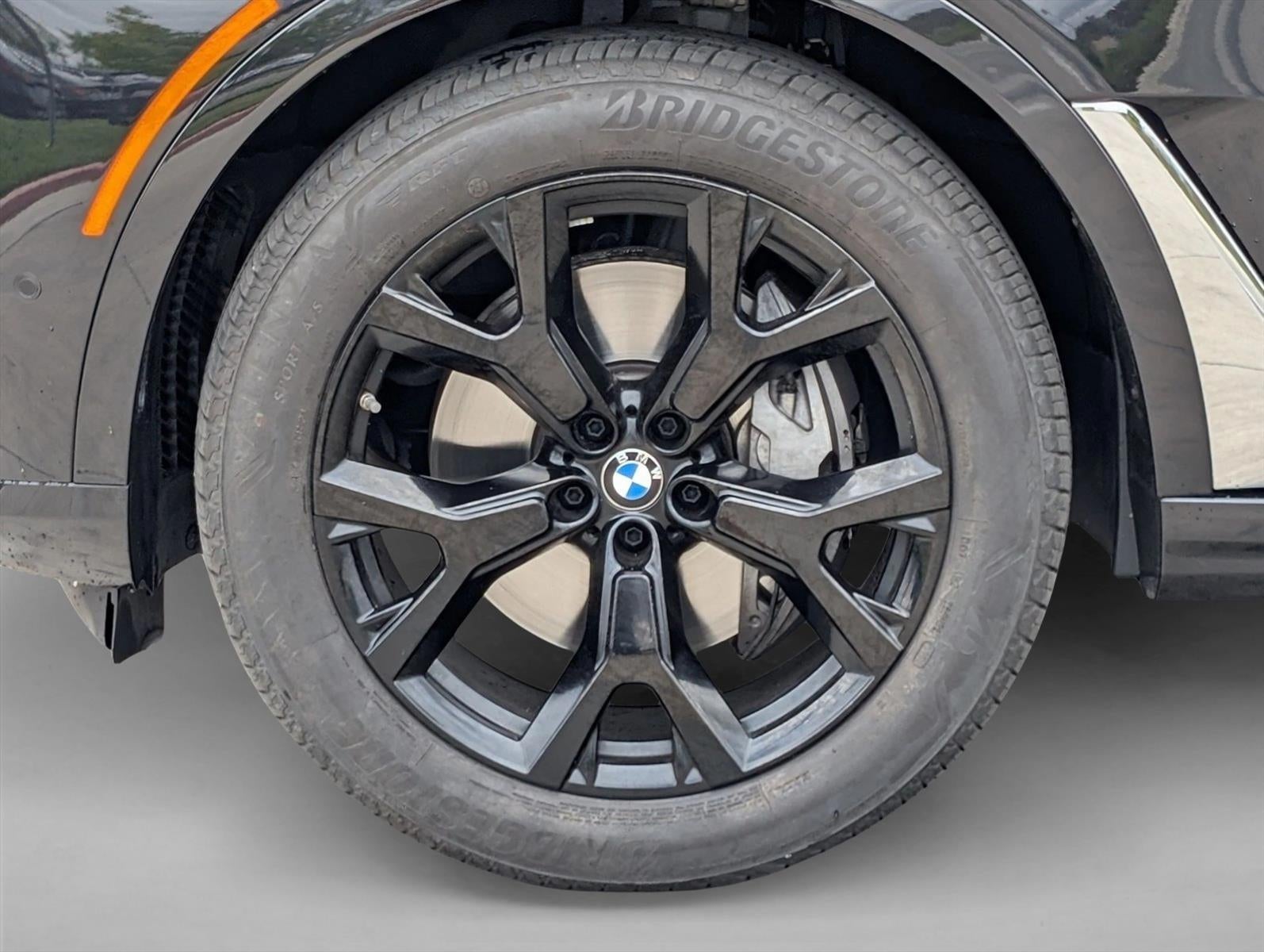 2026 BMW X7 xDrive40i Sports Activity Vehicle