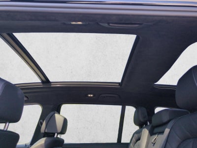 2023 BMW X7 xDrive40i Sports Activity Vehicle
