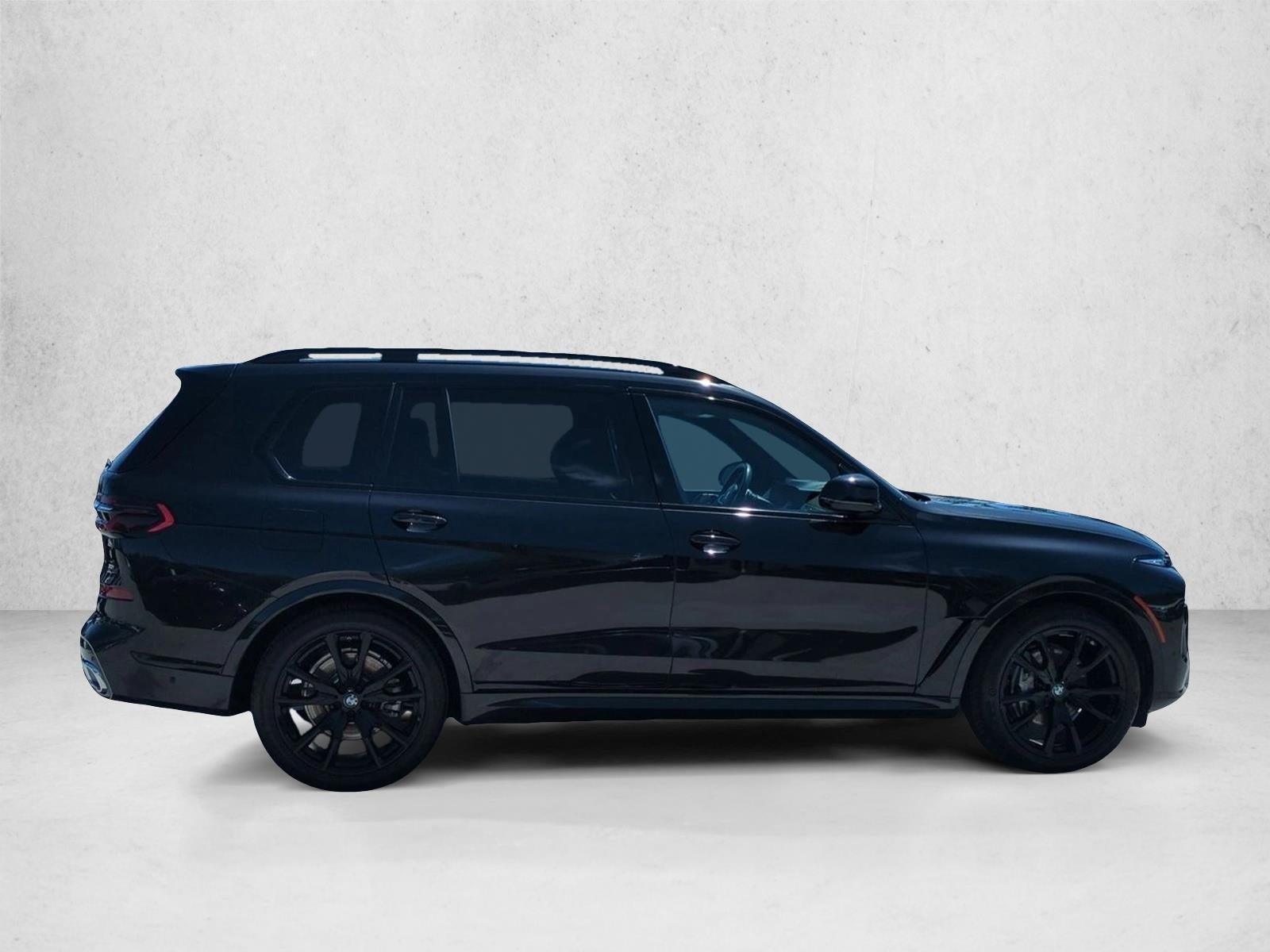 2023 BMW X7 xDrive40i Sports Activity Vehicle