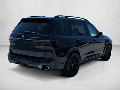 2023 BMW X7 xDrive40i Sports Activity Vehicle