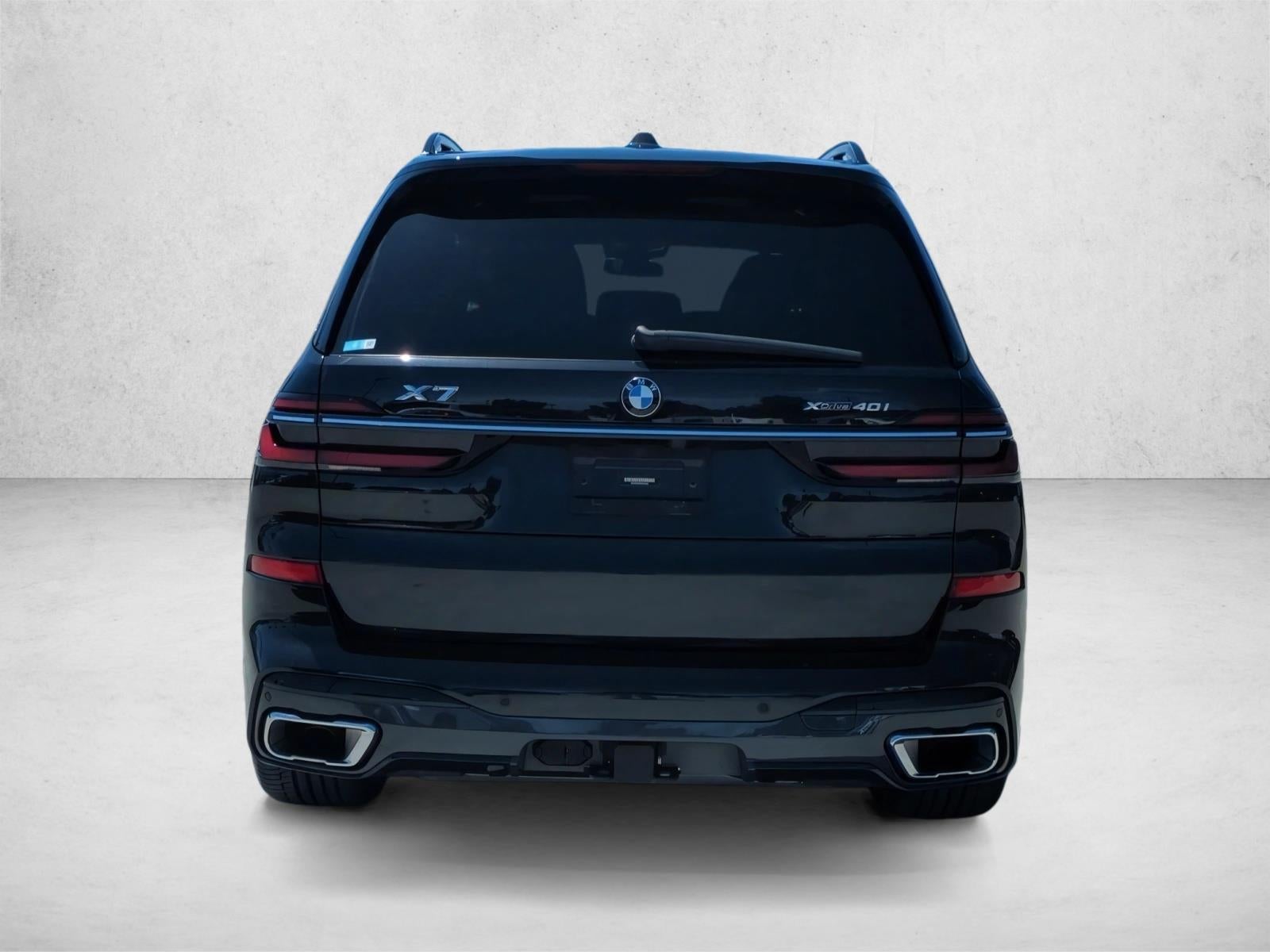 2023 BMW X7 xDrive40i Sports Activity Vehicle