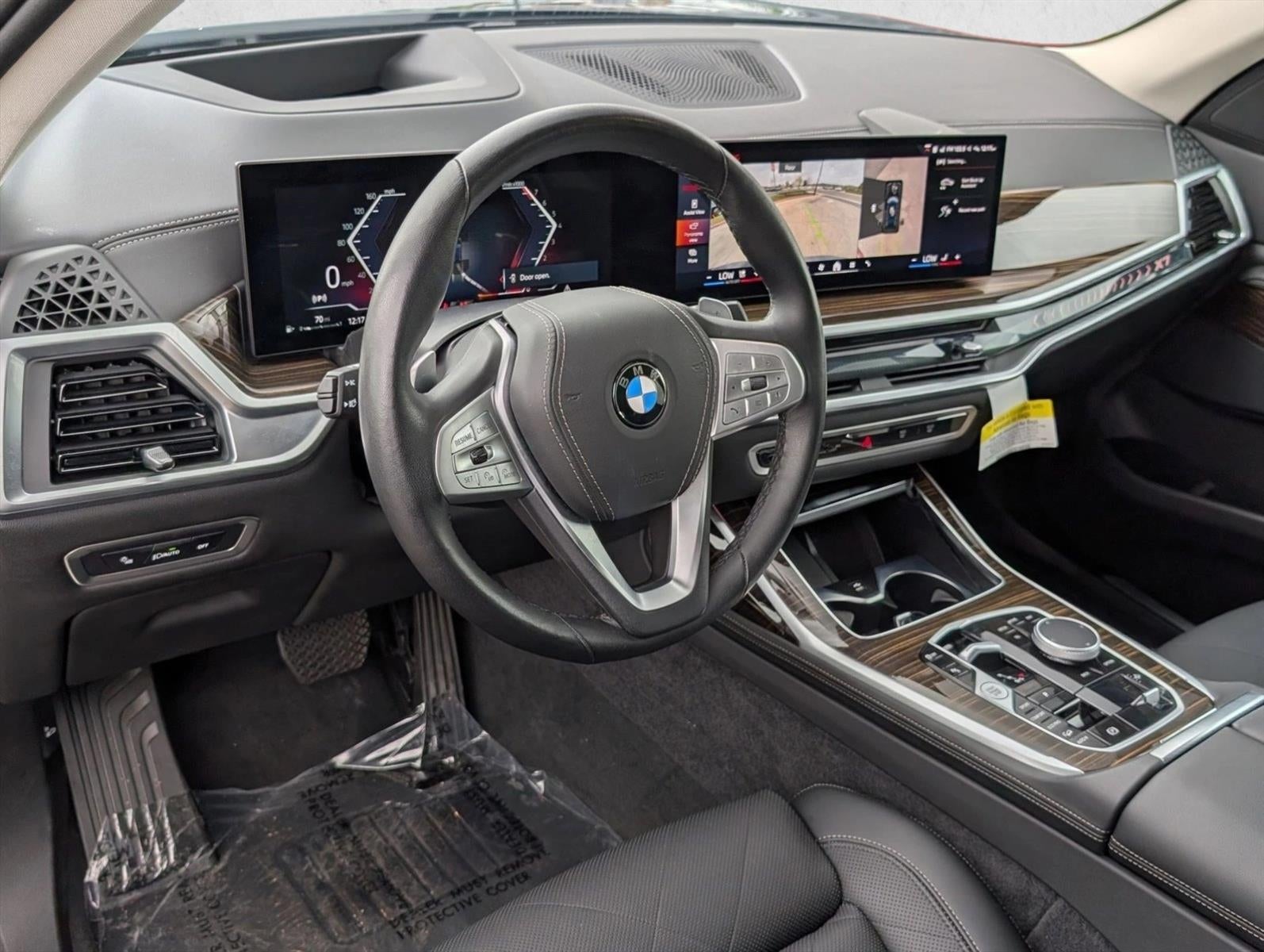 2025 BMW X7 xDrive40i Sports Activity Vehicle