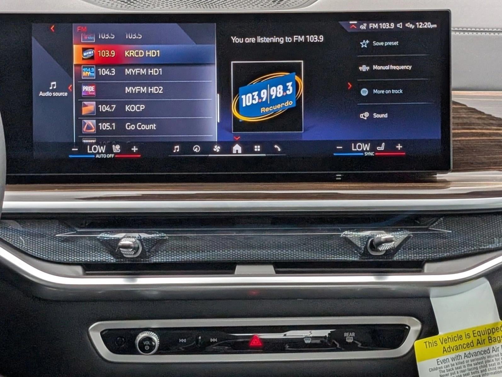 2025 BMW X7 xDrive40i Sports Activity Vehicle