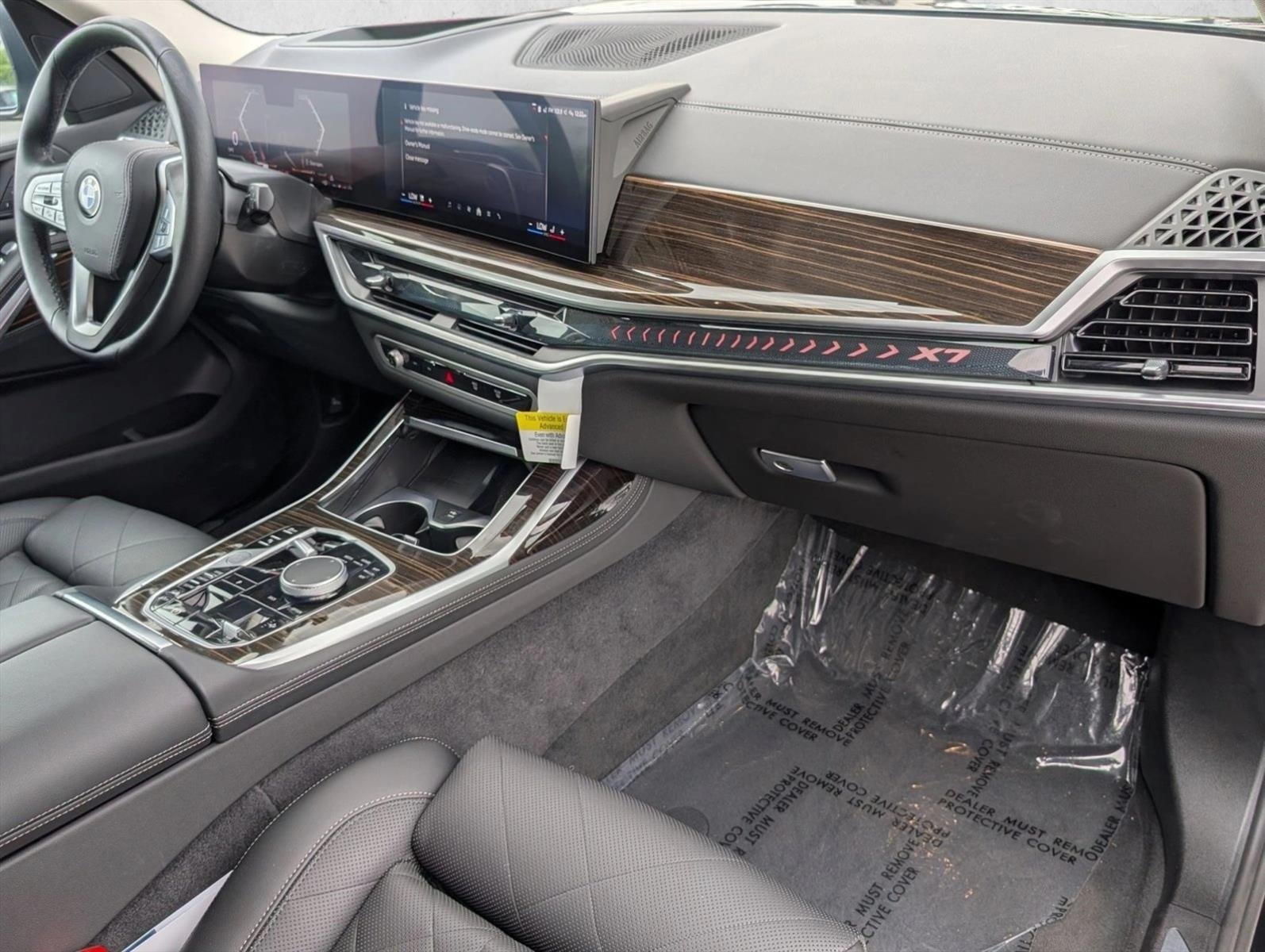 2025 BMW X7 xDrive40i Sports Activity Vehicle
