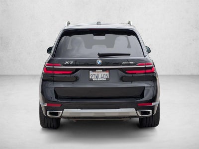 2025 BMW X7 xDrive40i Sports Activity Vehicle
