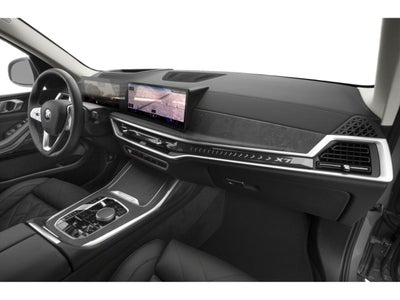 2025 BMW X7 xDrive40i Sports Activity Vehicle