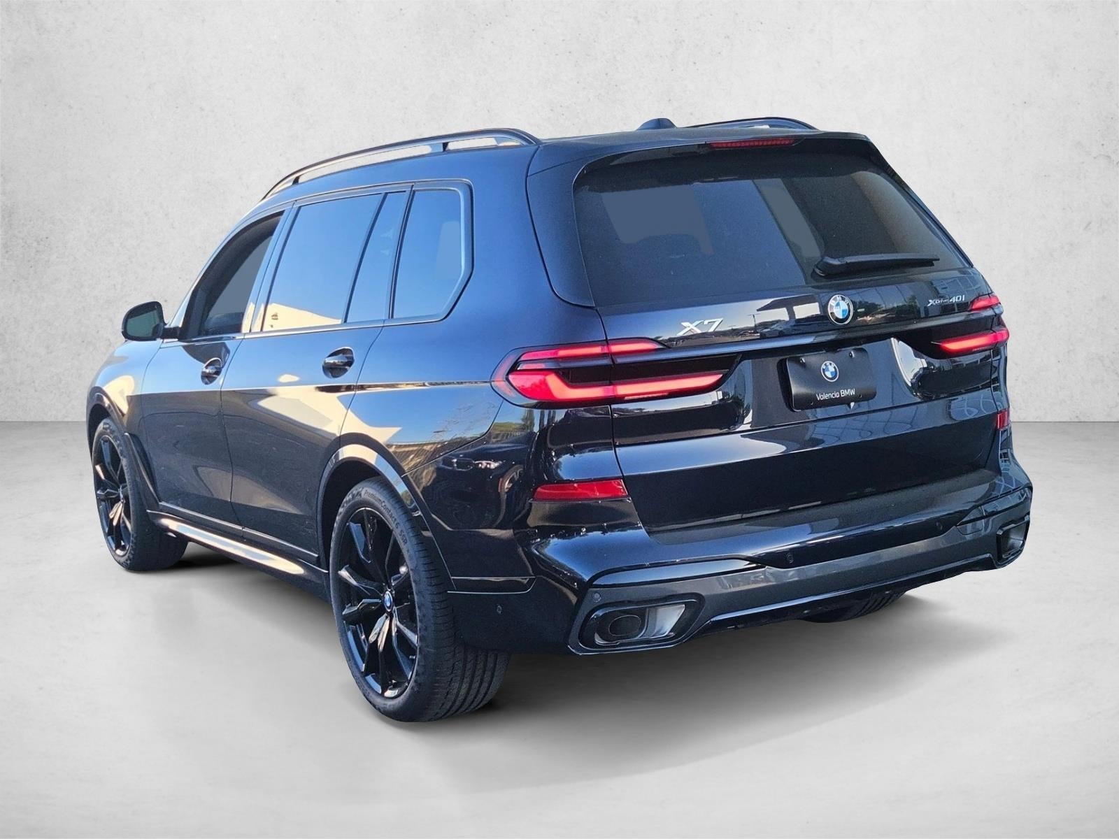 2027 BMW X7 xDrive40i Sports Activity Vehicle