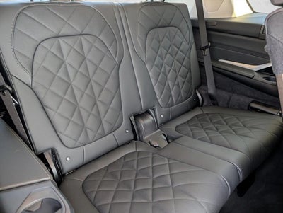 2026 BMW X7 xDrive40i Sports Activity Vehicle