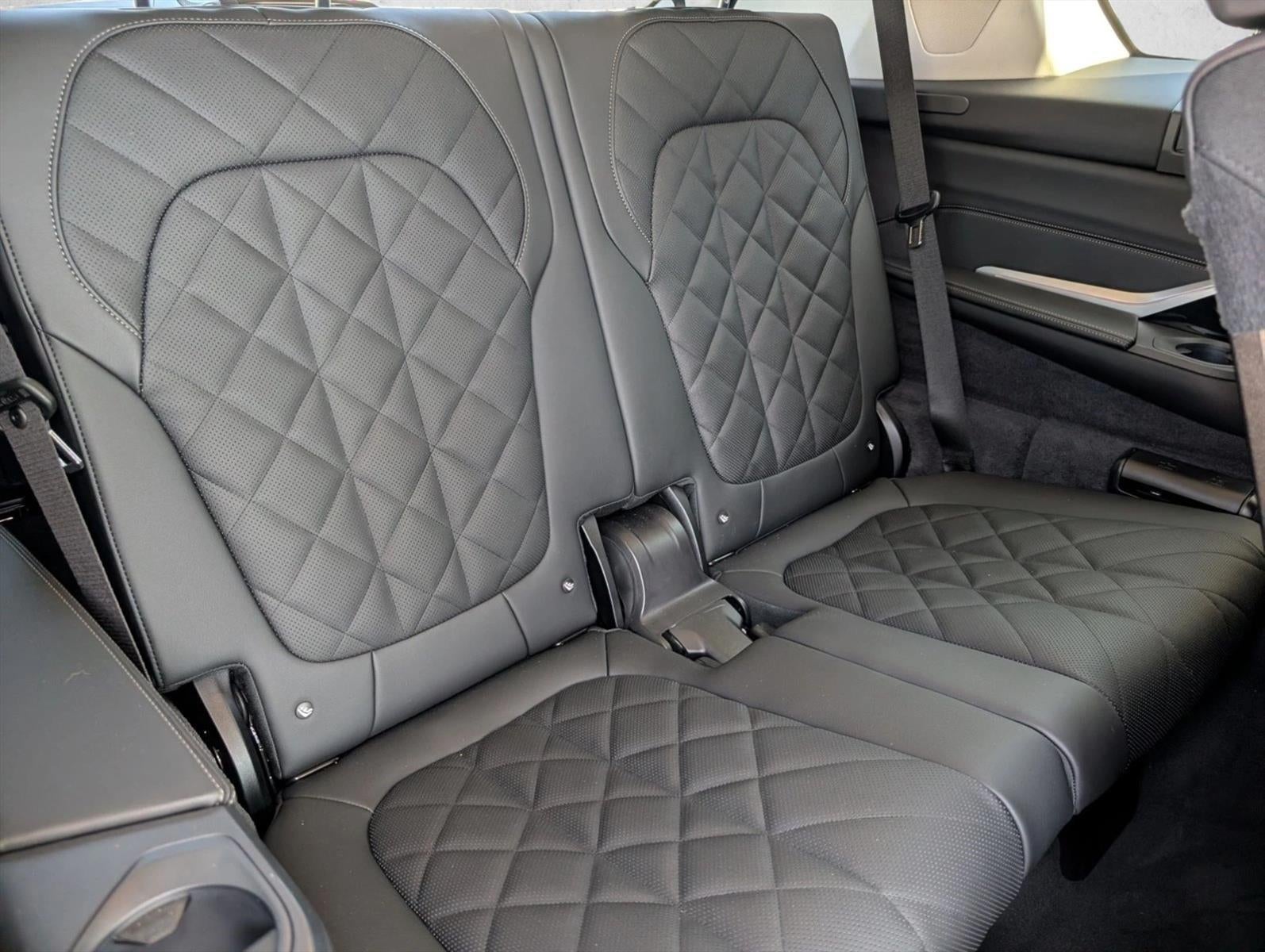 2026 BMW X7 xDrive40i Sports Activity Vehicle