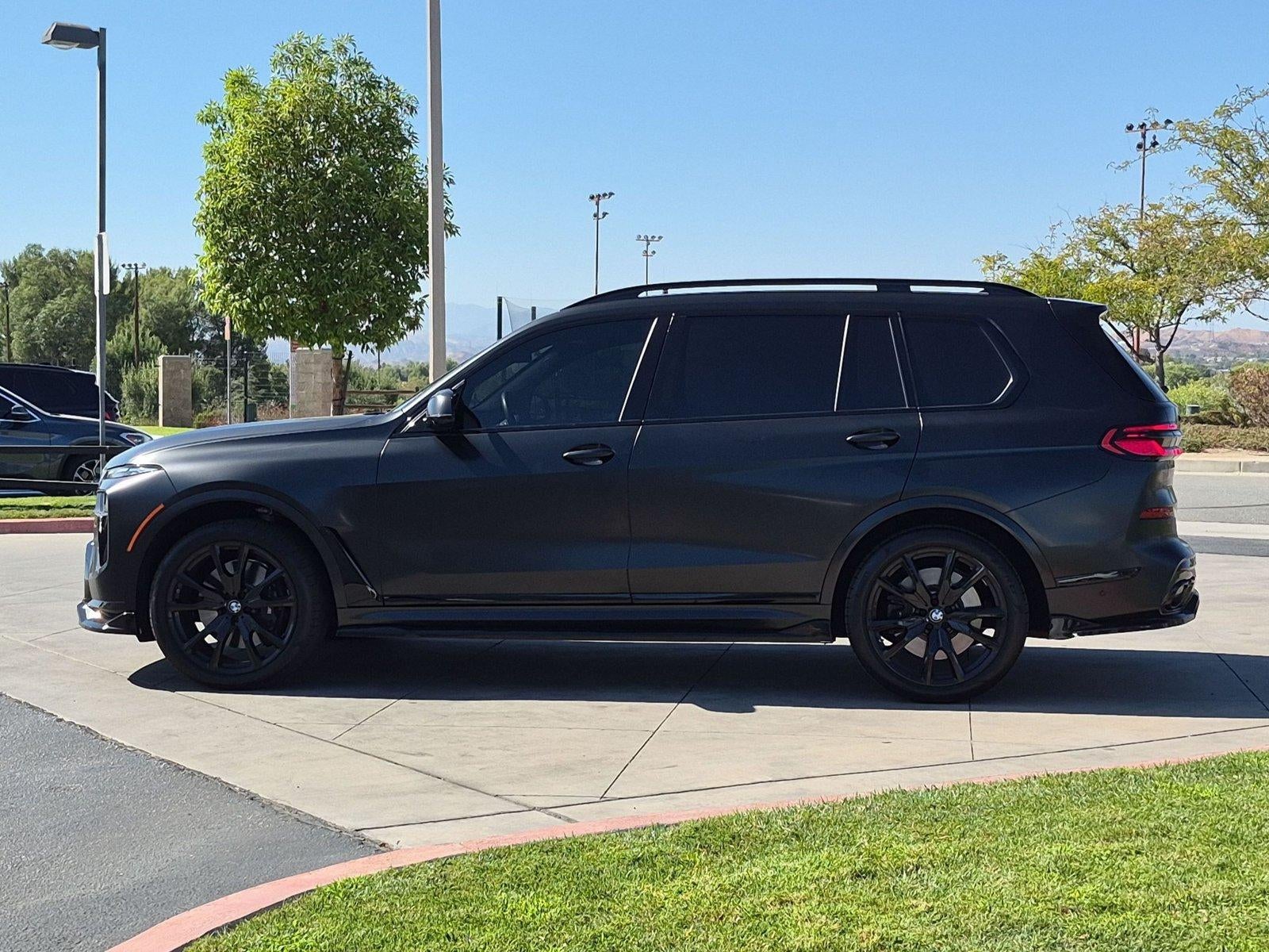 2025 BMW X7 M60i Sports Activity Vehicle
