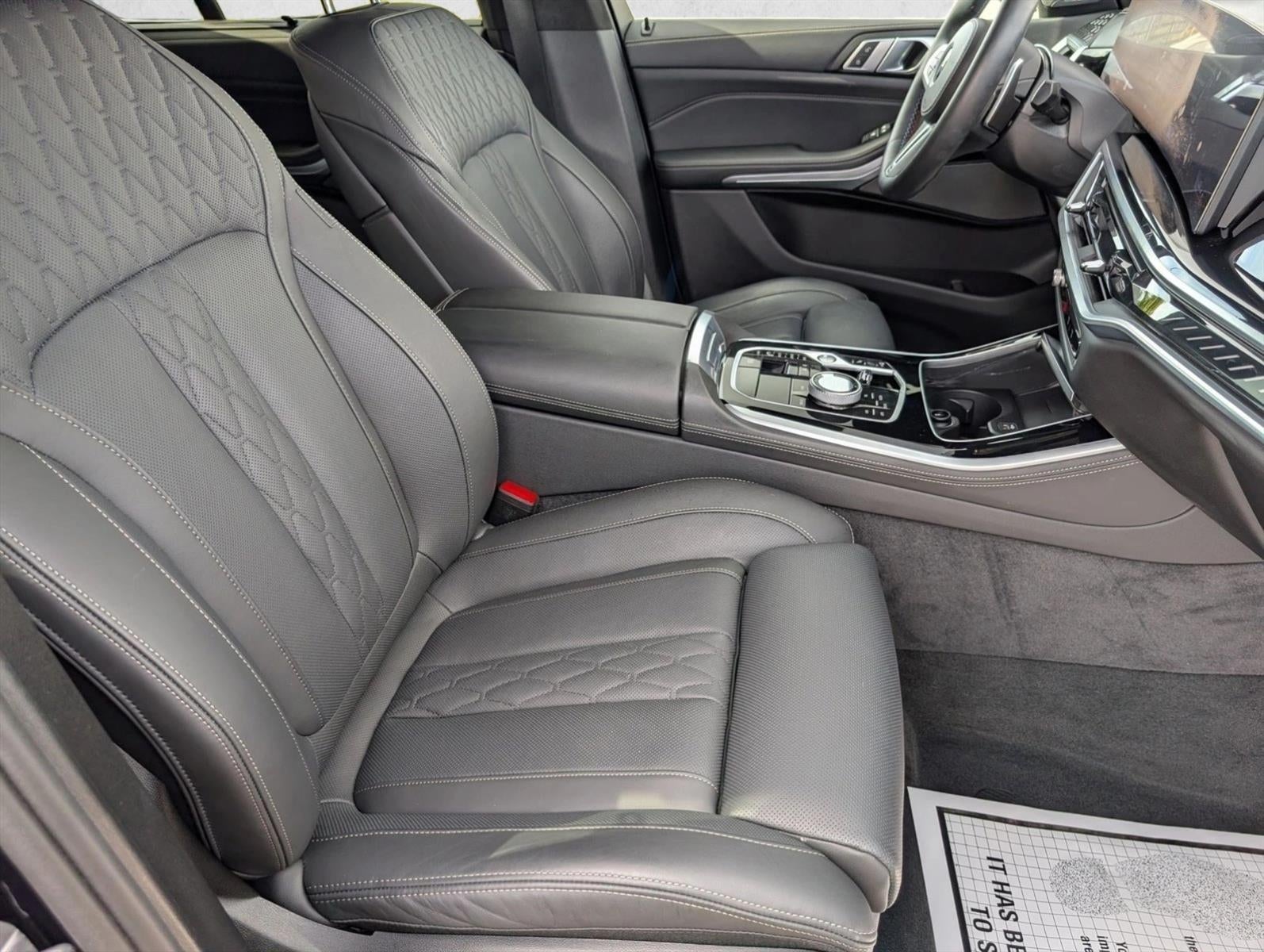 2025 BMW X5 M60i Sports Activity Vehicle