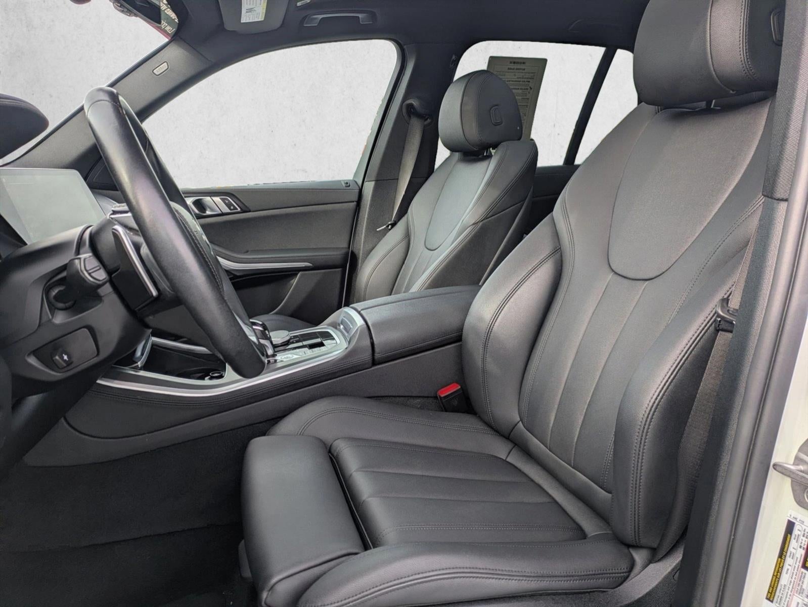 2022 BMW X5 sDrive40i Sports Activity Vehicle