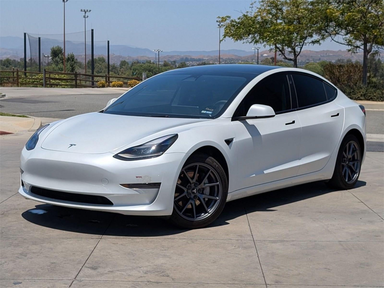 2023 Tesla Model 3 RWD