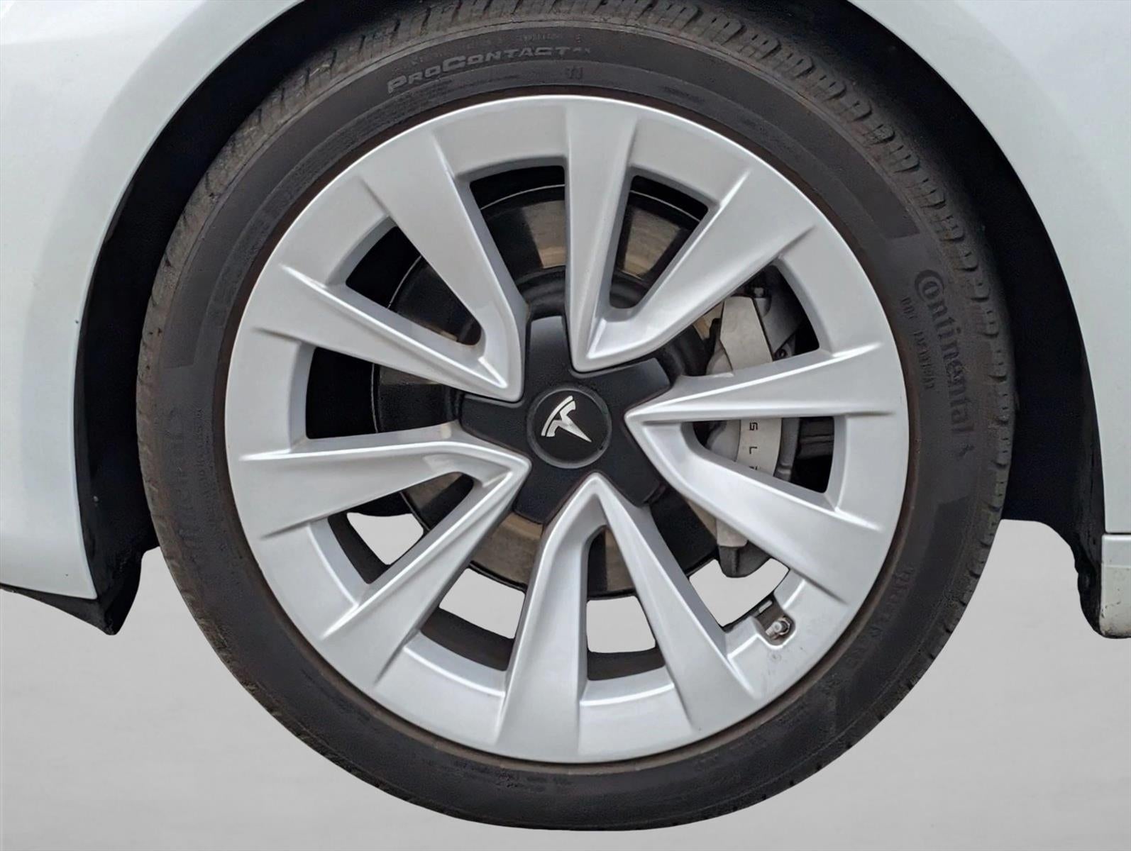 2023 Tesla Model 3 RWD
