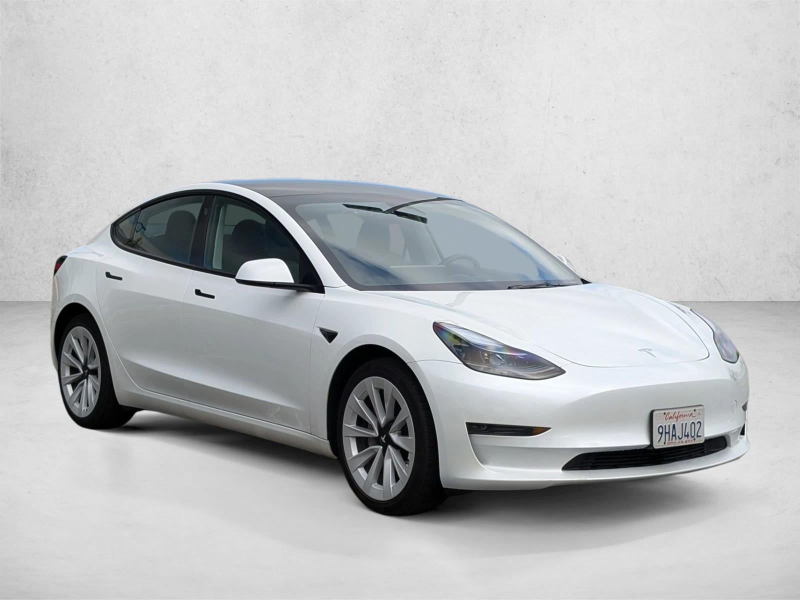 2023 Tesla Model 3 RWD