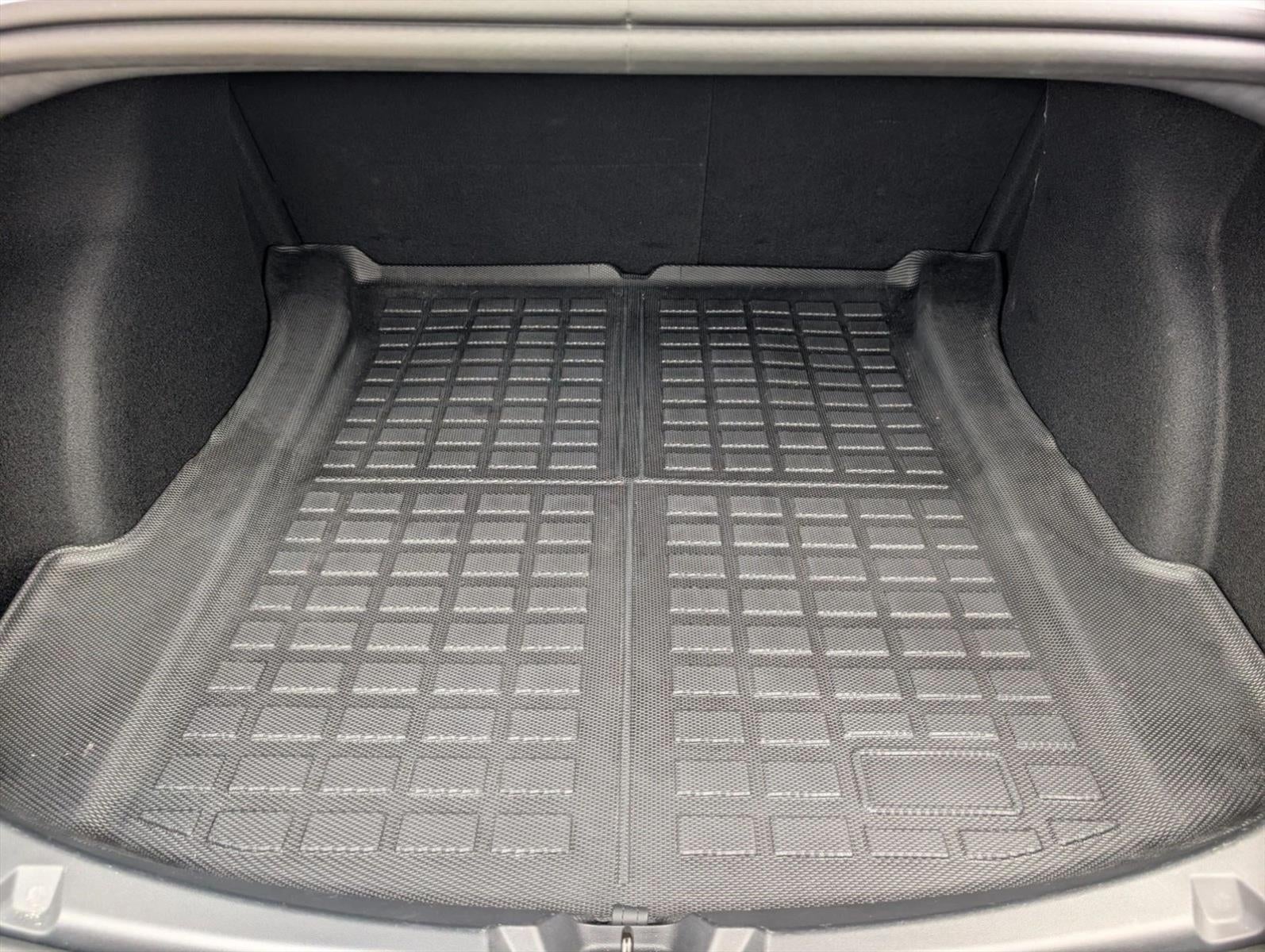 2023 Tesla Model 3 RWD