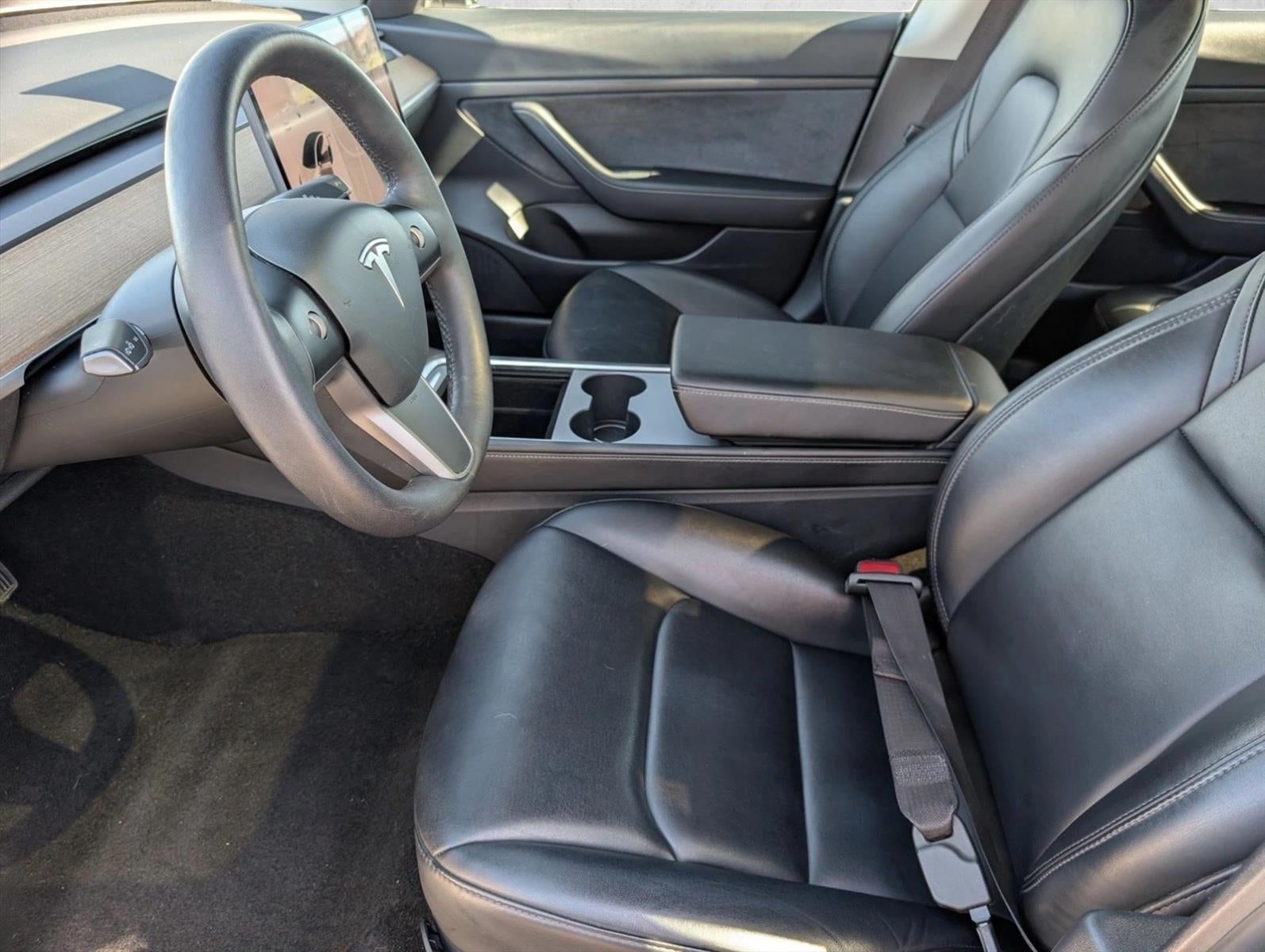 2021 Tesla Model 3 Standard Range Plus RWD