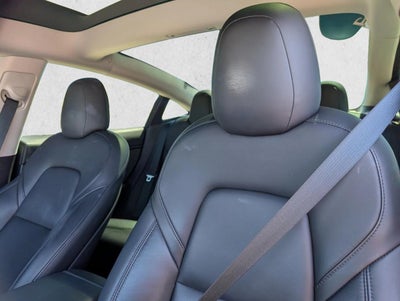 2023 Tesla Model 3 RWD
