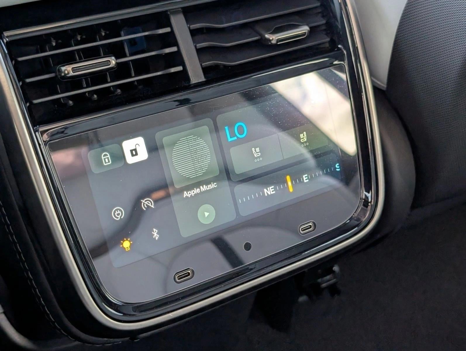 2023 Rivian R1S Adventure Quad-Motor Large Pack