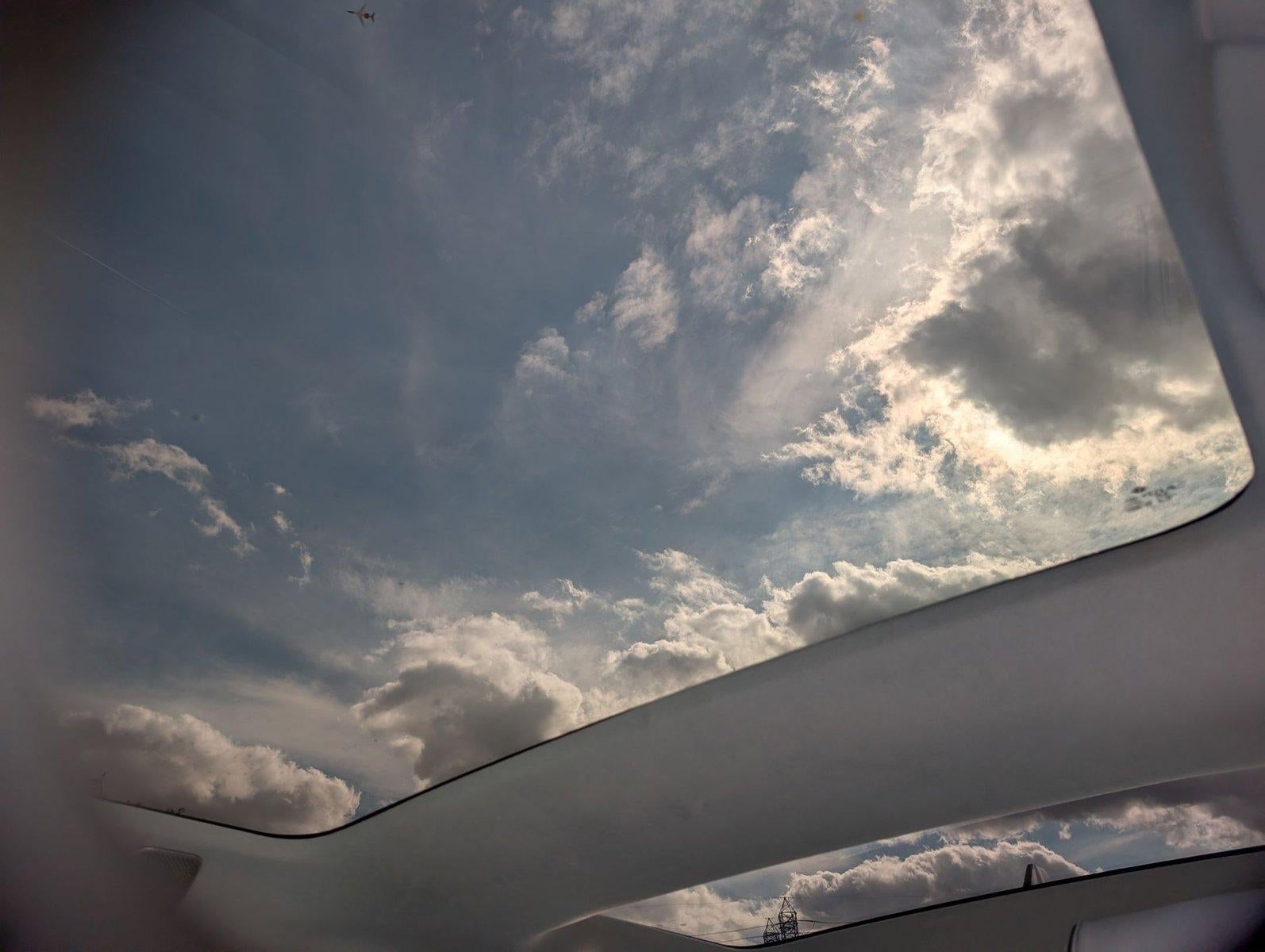 2023 Rivian R1S Adventure Quad-Motor Large Pack