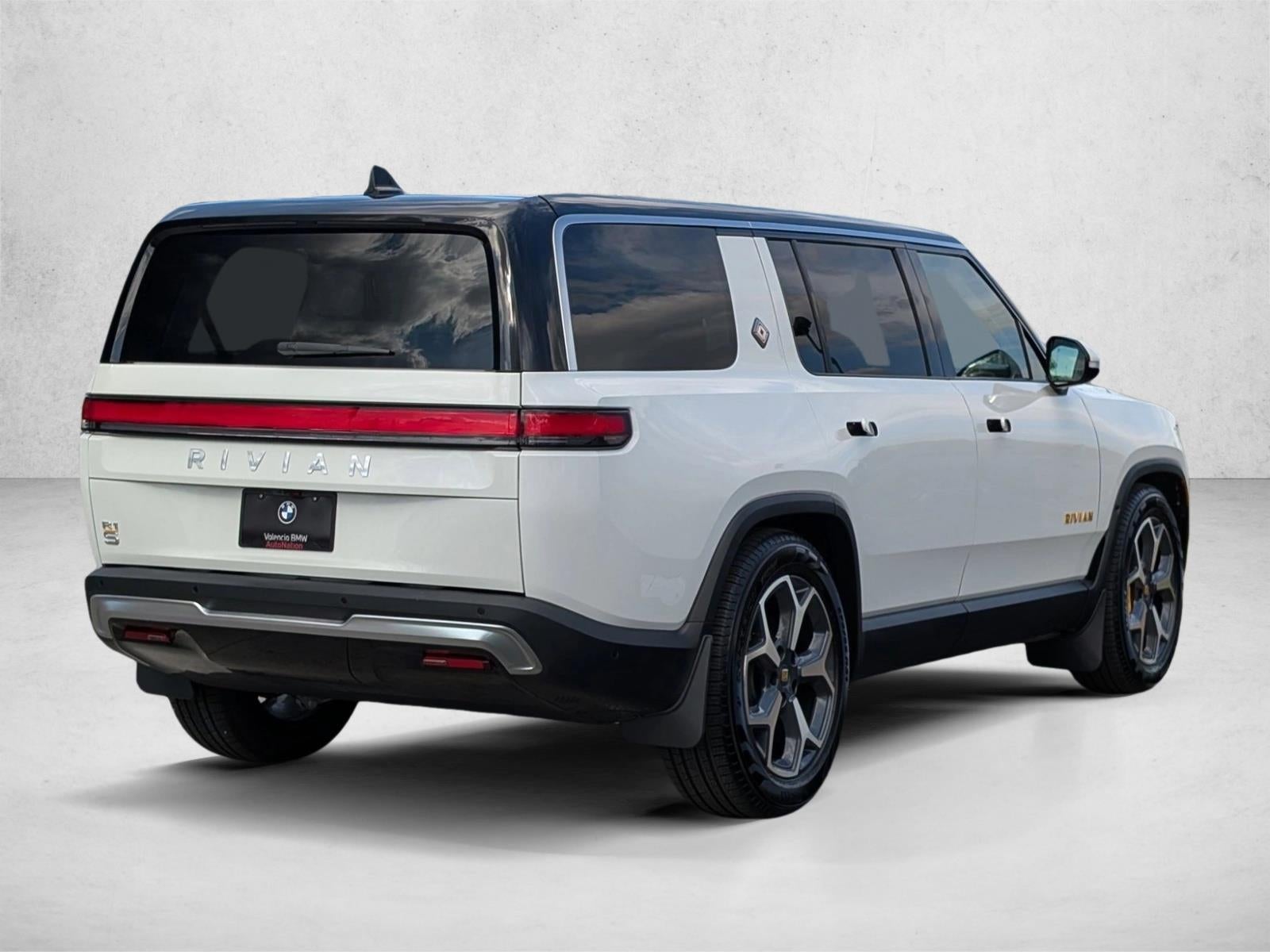 2023 Rivian R1S Adventure Quad-Motor Large Pack