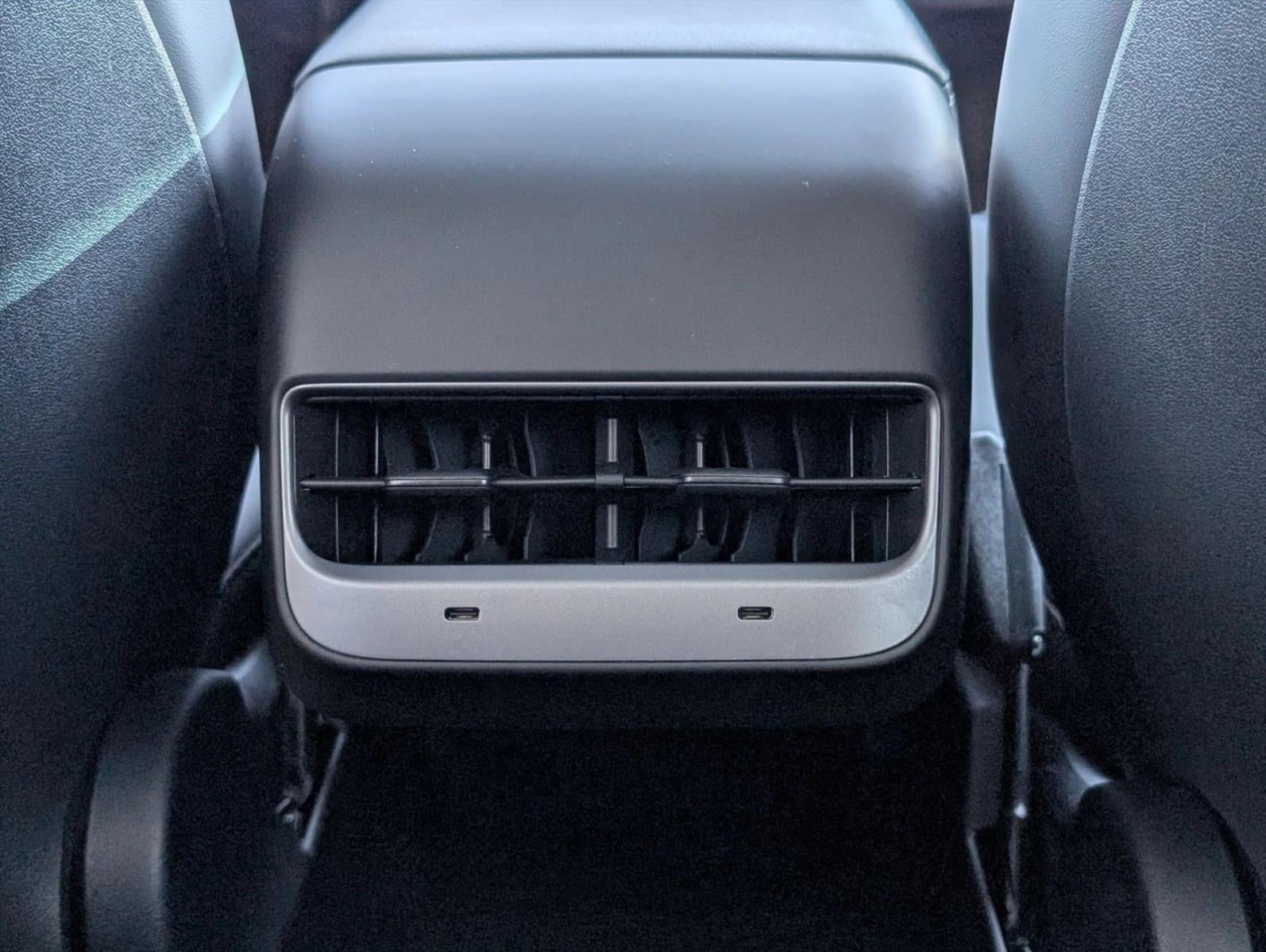 2024 Tesla Model Y Long Range AWD