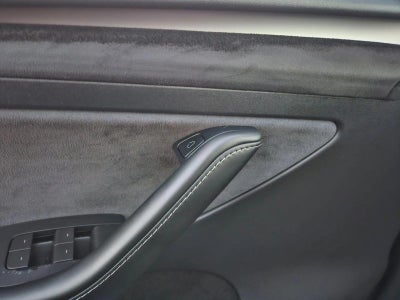 2023 Tesla Model Y Performance AWD