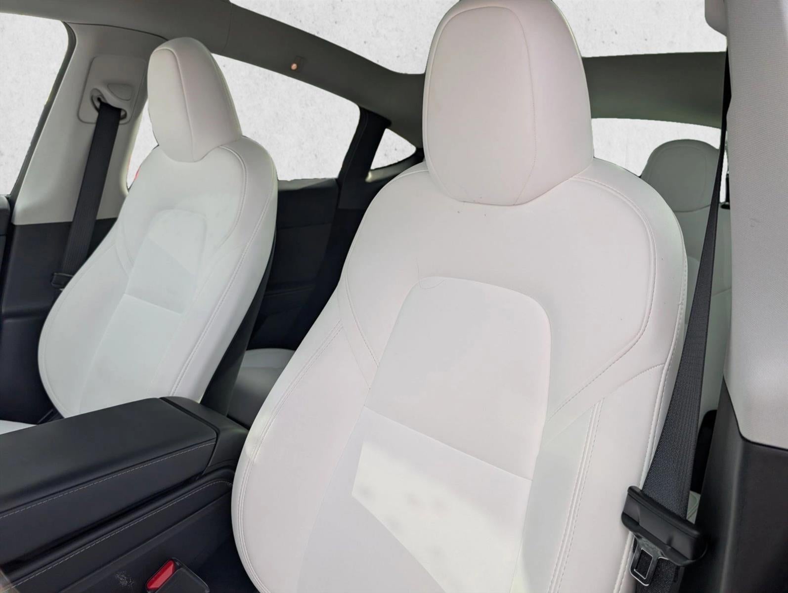 2025 Tesla Model Y Performance AWD *Ltd Avail*