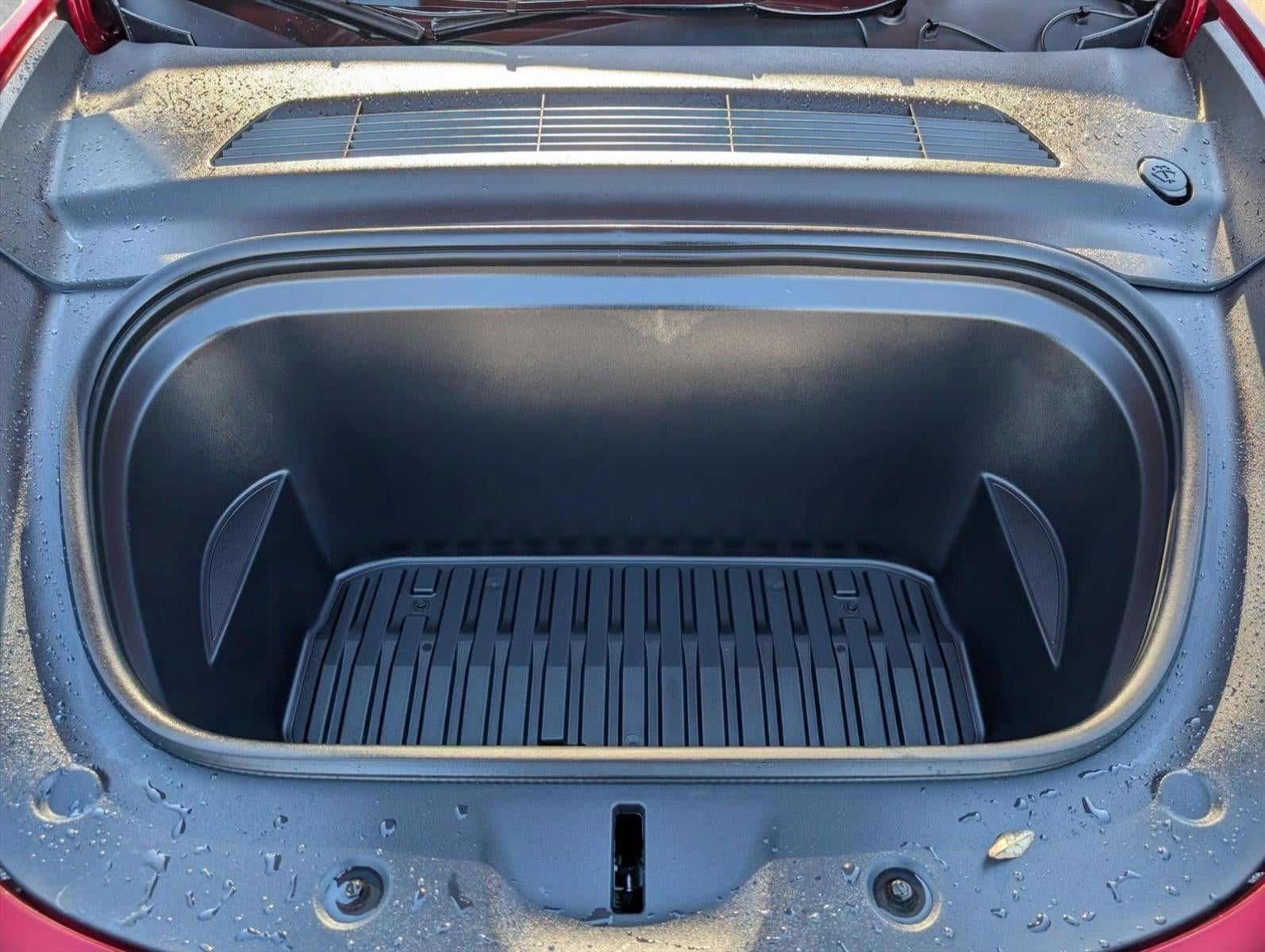 2025 Tesla Model Y Performance AWD *Ltd Avail*