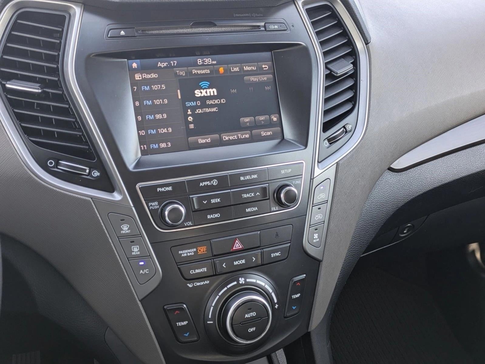 2017 Hyundai SANTA FE SE 3.3L Auto